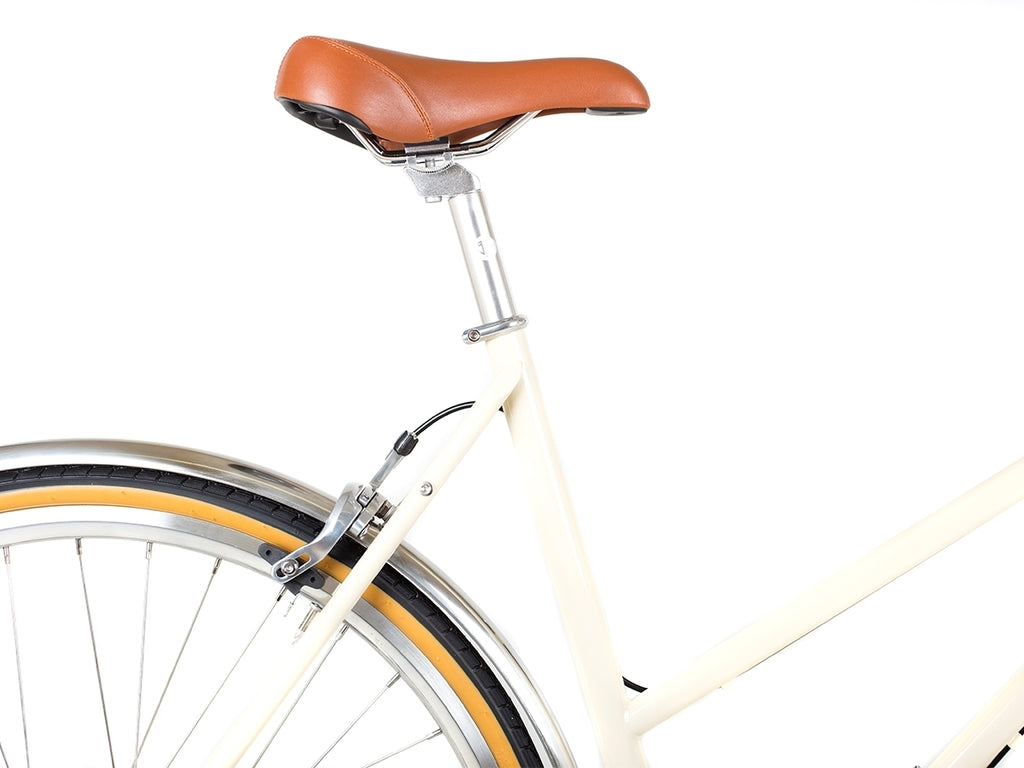 BLB Butterfly 3-speed Town Bike - Natural Beige *NEW BIKE* Damsko BLB Butterfly 3-speed Town Bike - Natural Beige *NEW BIKE* Damsko