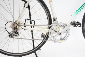Giant Peloton Superlite
